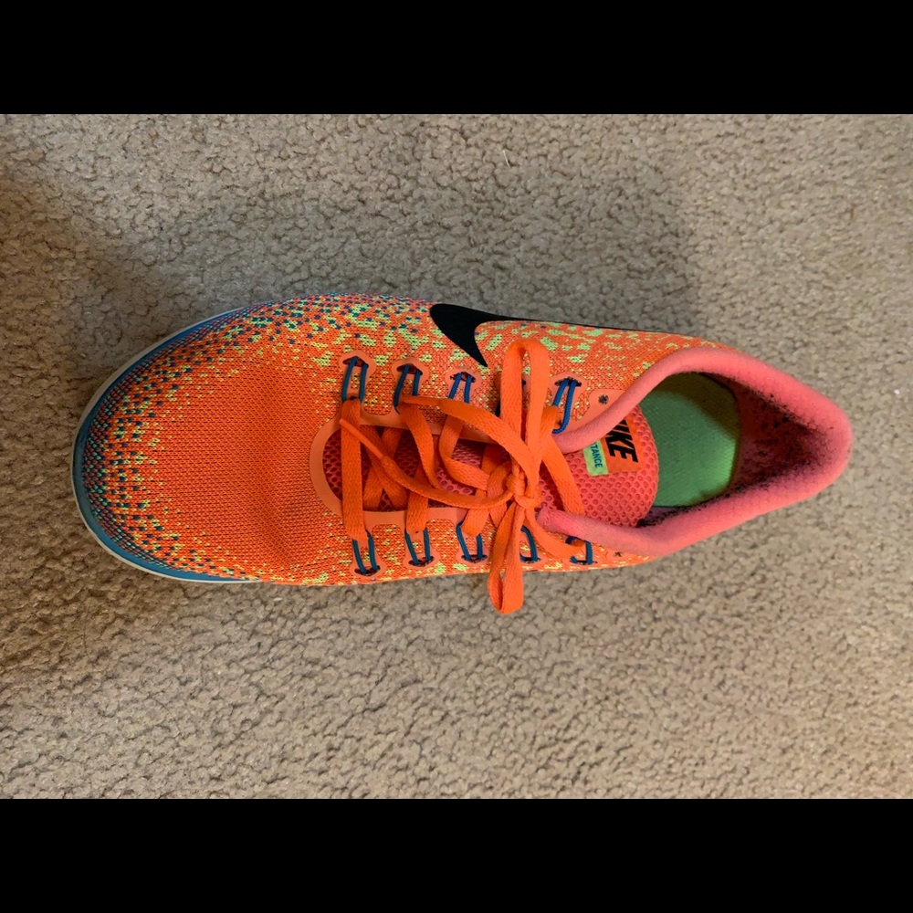 Nike tennis shoes